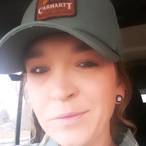 Meet your Posher, Lauralee